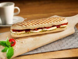 Panini Caprese 16x165 gr
